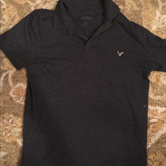 Three American Eagle shirts plus 1 FREE shirt - Picture 4 of 8